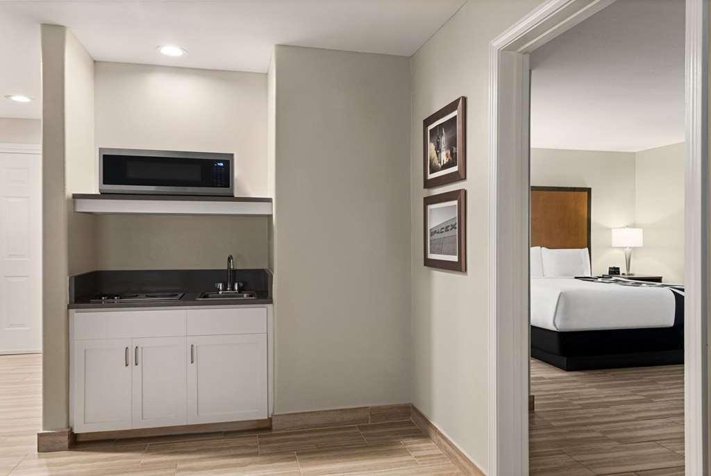 La Quinta By Wyndham Brownsville North Quarto foto